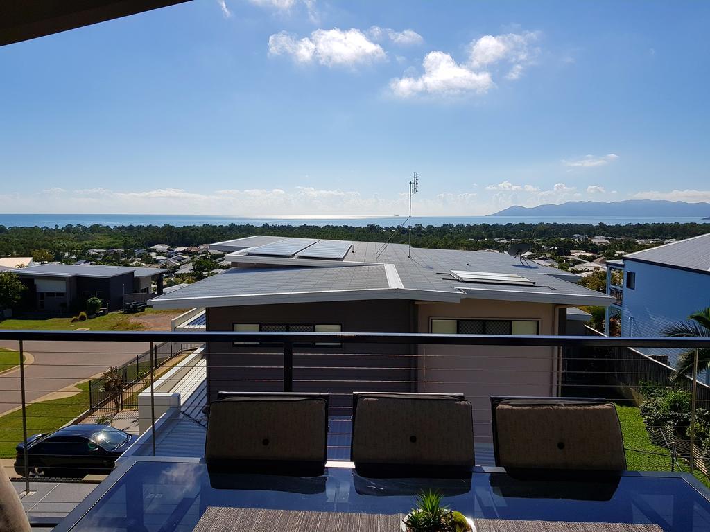 타운즈빌 Modern Luxury Ocean Views 빌라 외부 사진