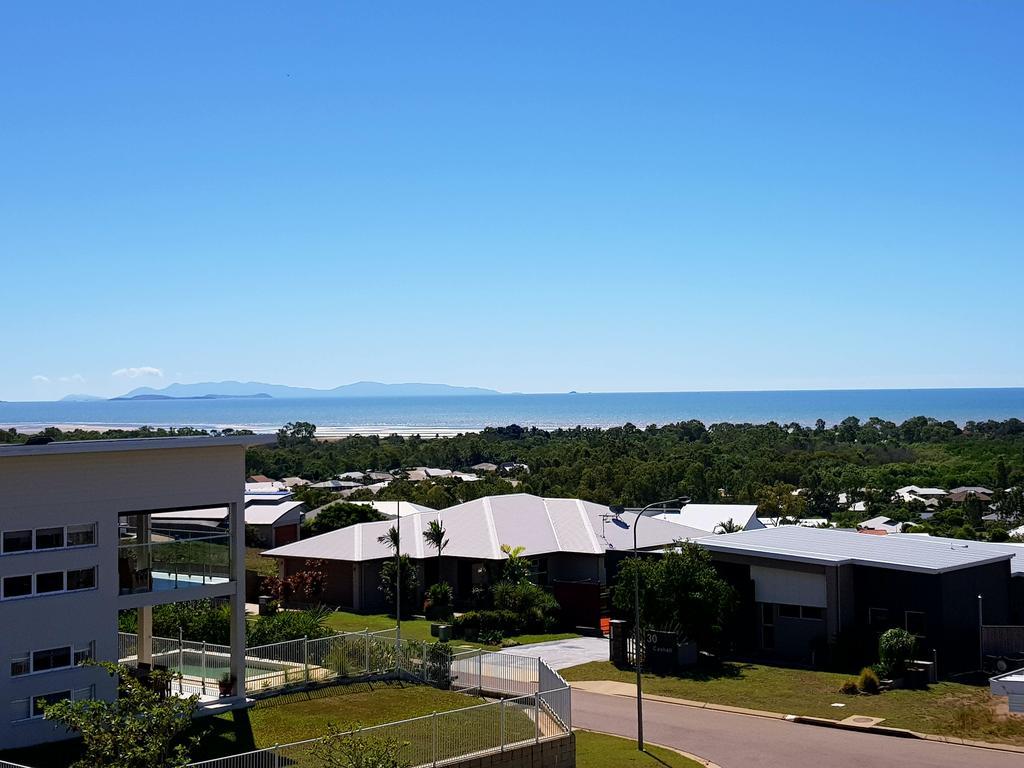 타운즈빌 Modern Luxury Ocean Views 빌라 외부 사진