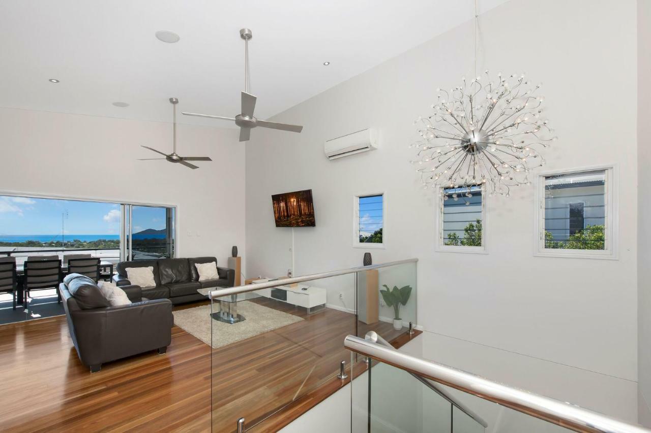 타운즈빌 Modern Luxury Ocean Views 빌라 외부 사진